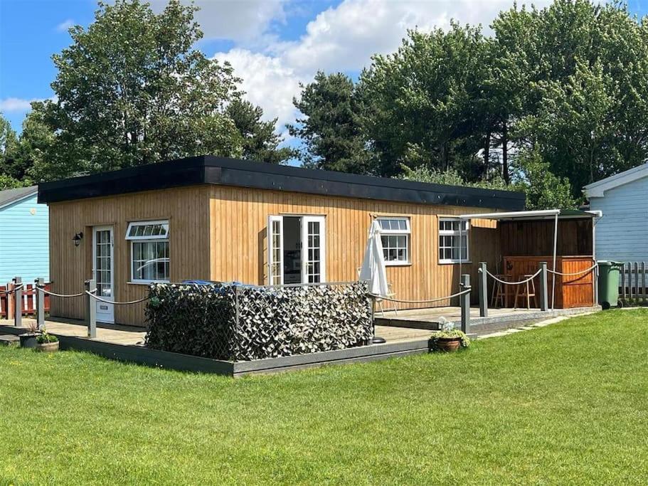 The Chalet By Hip Haus Humberston Zewnętrze zdjęcie